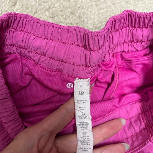 💗Lululemon Sonic Pink Bundle- size 6 Hotty hot 2.5 and 8.5 chargefeel mid shoes💓 - Picture 4 of 8